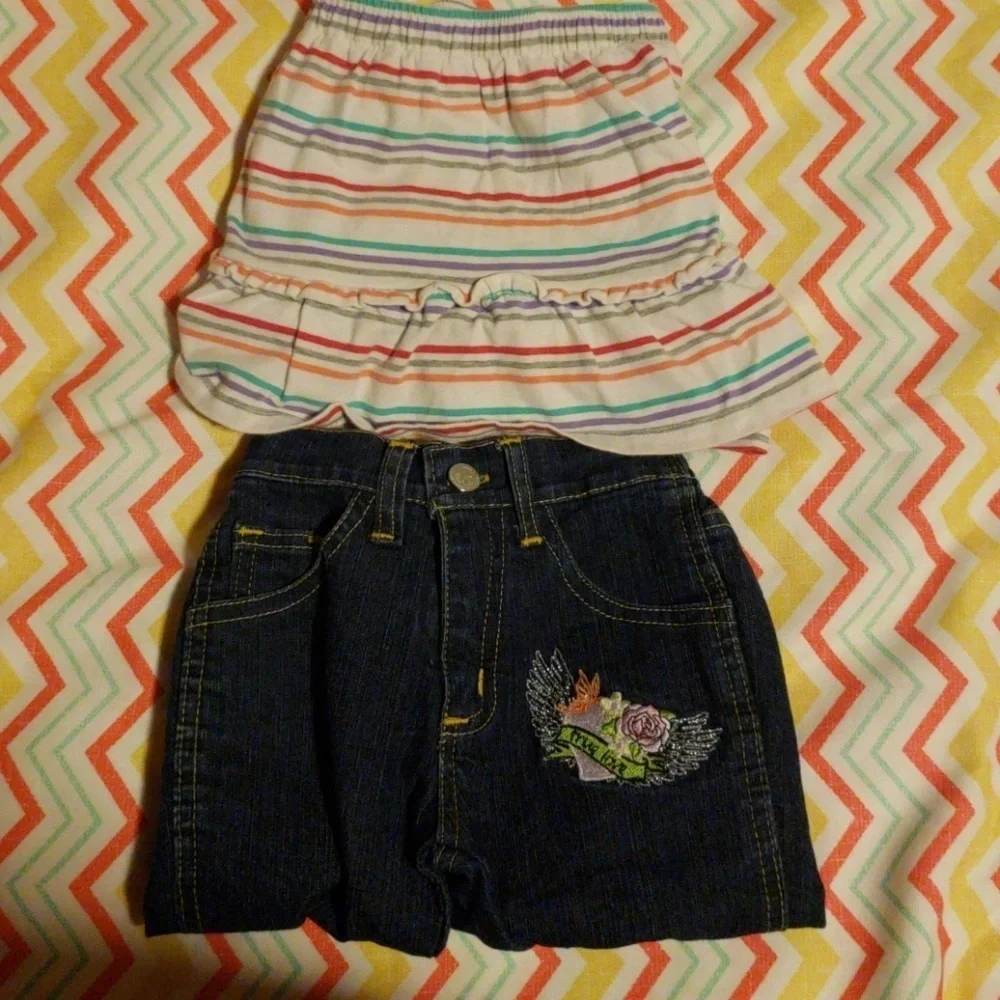 Little girls jeans and skirt size 3t